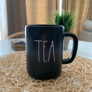 Rae Dunn Artisan Collection “TEA” mug